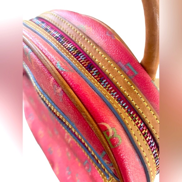 Y2K Raspberry Backpack- GUC - Picture 4 of 12